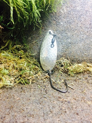 R&B Hammered Polished Silver Wiggle Spoon – R & B Lures